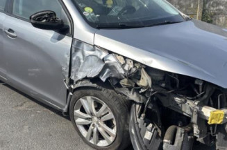 Attache ceinture arriere gauche PEUGEOT 308 2