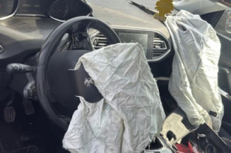 Plage arriere PEUGEOT 308 2