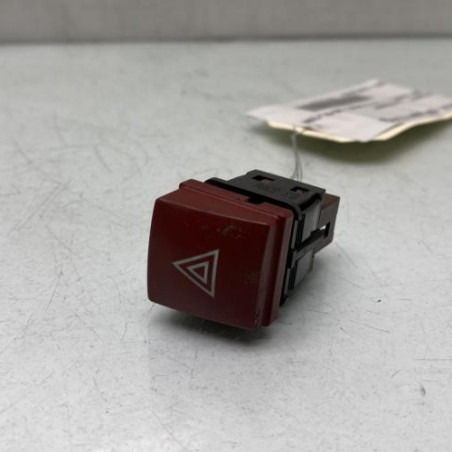 Bouton de warning PEUGEOT 207 Photo n°1