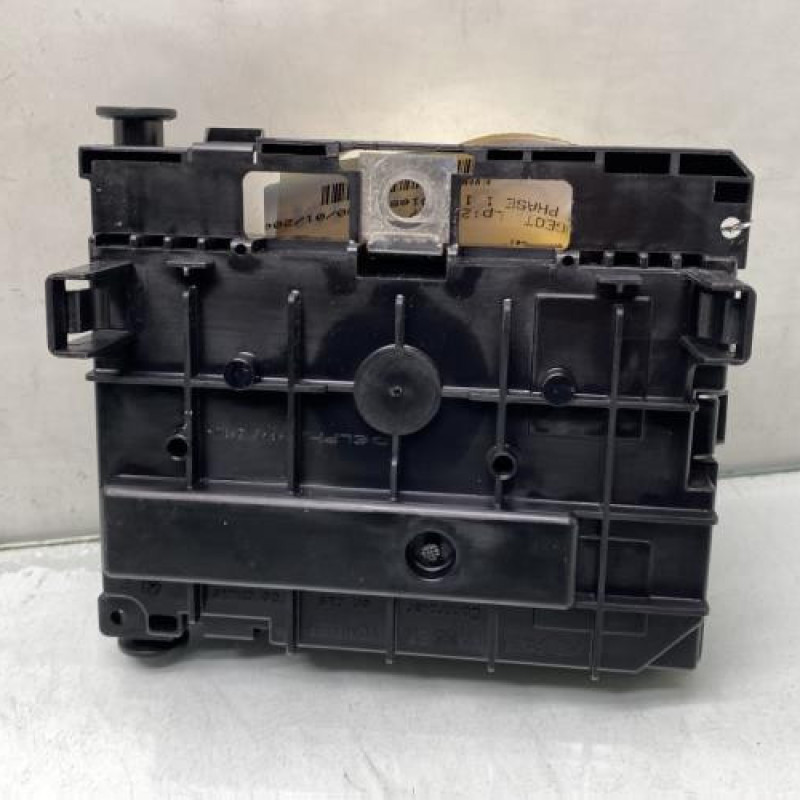 Boitier servitude moteur (BSM) PEUGEOT 207 Photo n°3