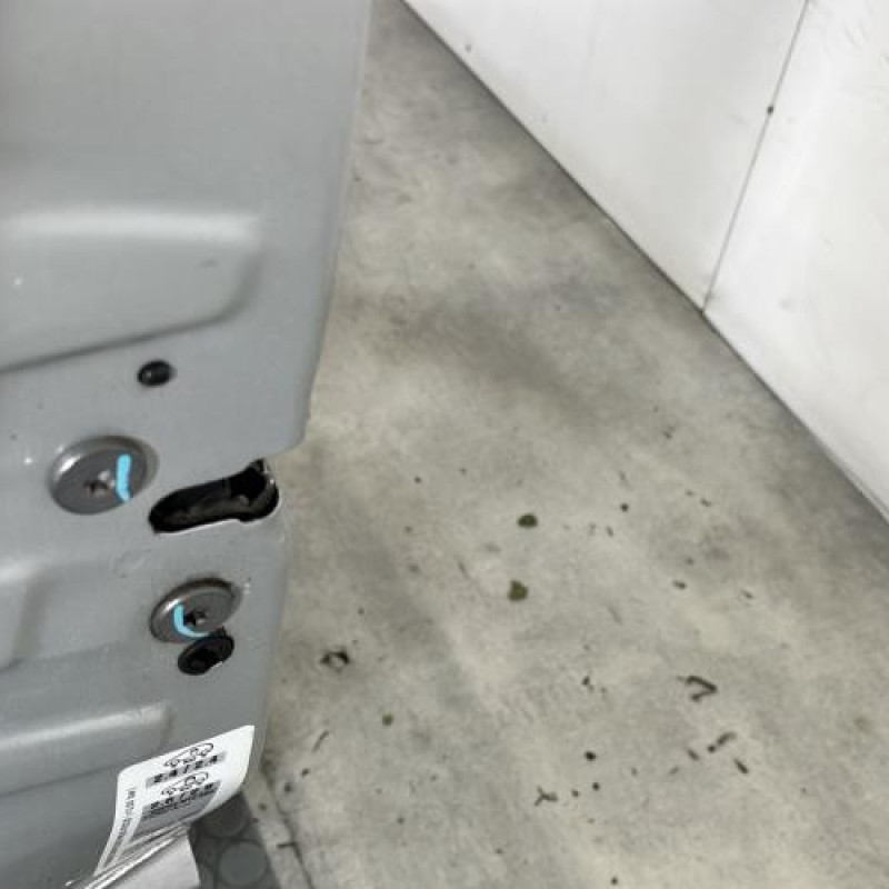 Porte avant gauche PEUGEOT 207 Photo n°3