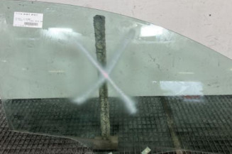 Vitre avant droit PEUGEOT 207 Photo n°1