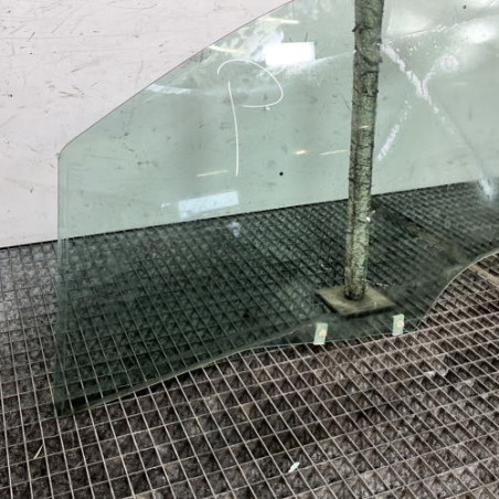 Vitre avant gauche PEUGEOT 207