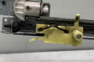 Leve vitre electrique avant gauche RENAULT TRAFIC 2