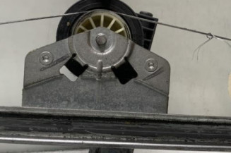 Leve vitre electrique avant gauche RENAULT TRAFIC 2