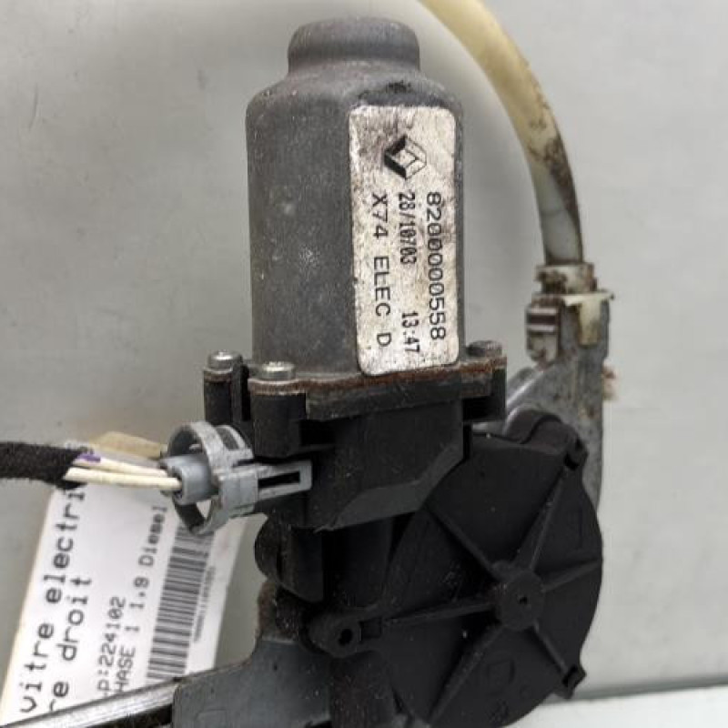 Leve vitre electrique arriere droit RENAULT LAGUNA 2 Photo n°2