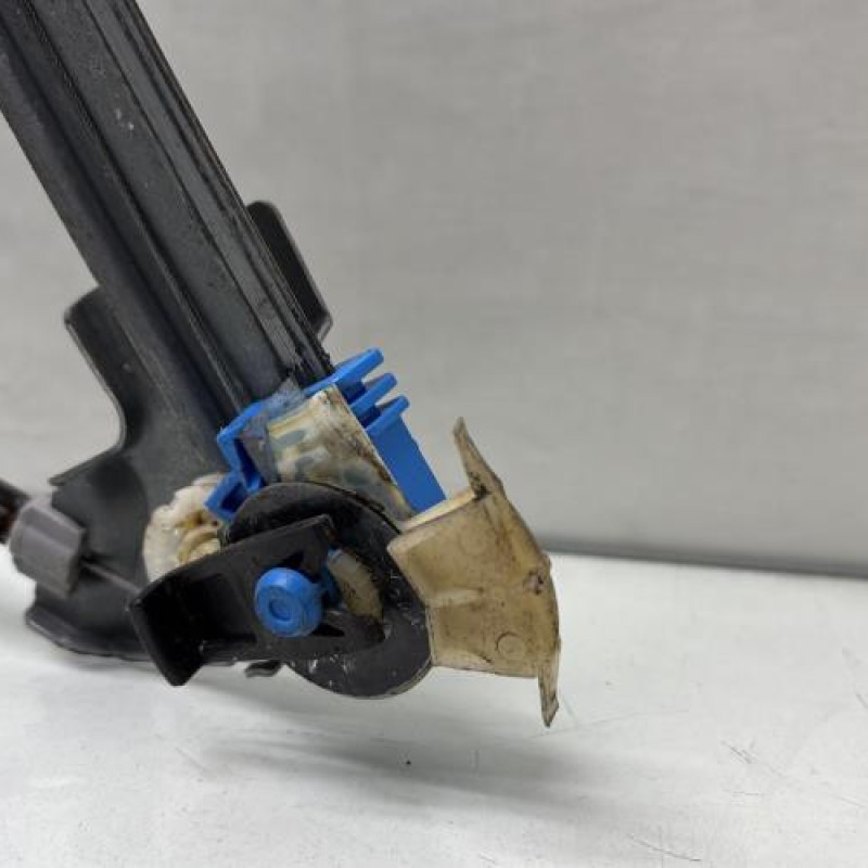 Leve vitre electrique avant droit RENAULT LAGUNA 2 Photo n°2