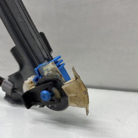 Leve vitre electrique avant droit RENAULT LAGUNA 2