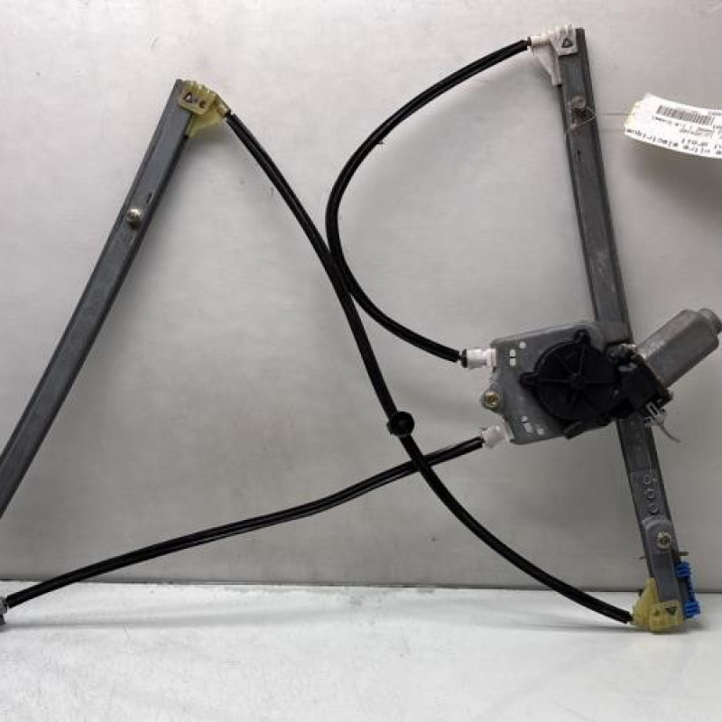 Leve vitre electrique avant droit RENAULT LAGUNA 2 Photo n°4