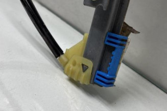 Leve vitre electrique avant droit RENAULT LAGUNA 2