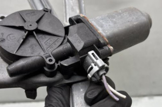 Leve vitre electrique avant droit RENAULT LAGUNA 2