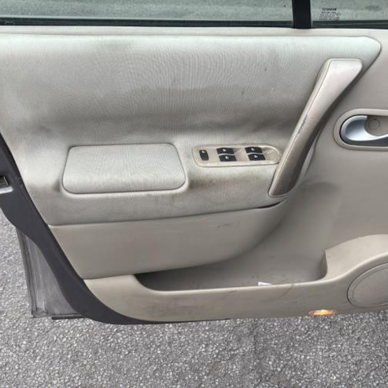 Feu arriere principal droit (feux) RENAULT SCENIC 2 Photo n°12