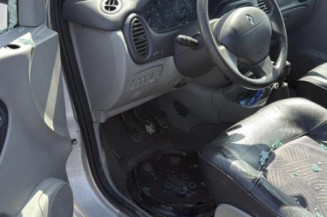 Anti brouillard droit (feux) RENAULT SCENIC 1