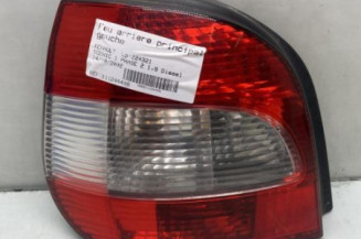 Feu arriere principal gauche (feux) RENAULT SCENIC 1 Photo n°1