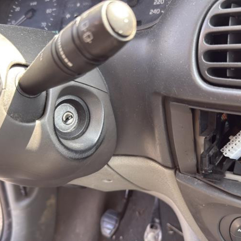 Feu arriere principal gauche (feux) RENAULT SCENIC 1 Photo n°15