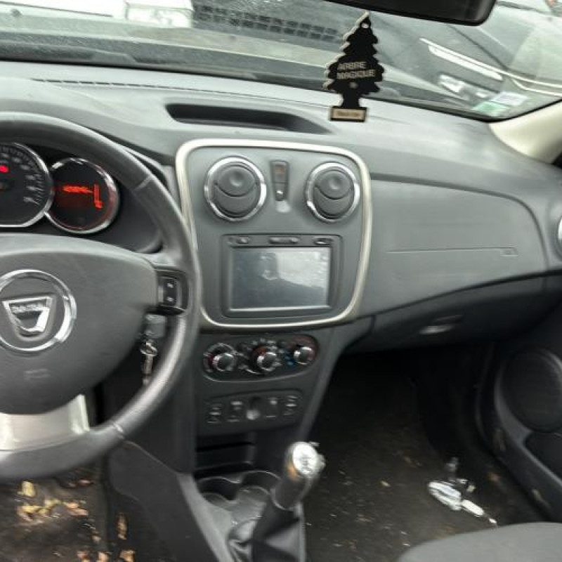 Vitre arriere gauche DACIA SANDERO 2 Photo n°17