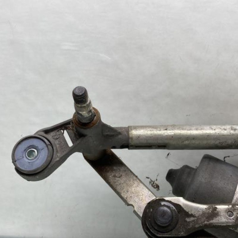 Moteur essuie glace avant RENAULT LAGUNA 3 Photo n°3