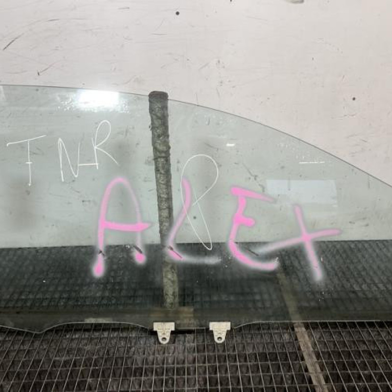 Vitre avant droit RENAULT TWINGO 2 Photo n°1