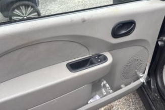 Vitre avant droit RENAULT TWINGO 2