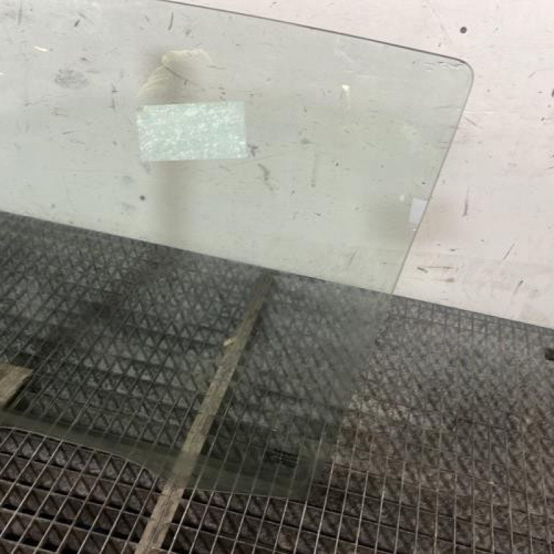 Vitre avant gauche RENAULT TWINGO 2 Photo n°3