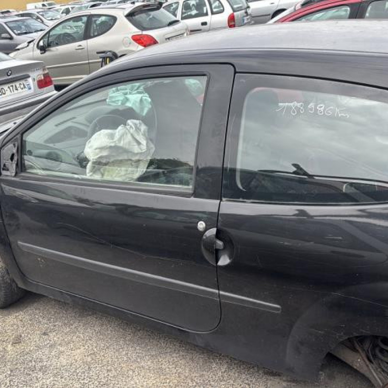 Plage arriere RENAULT TWINGO 2 Photo n°10