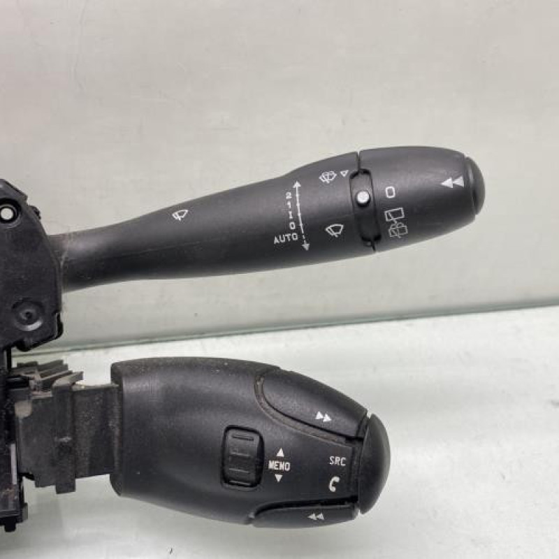 Com (Bloc Contacteur Tournant+Commodo Essuie Glace+Commodo Phare) PEUGEOT 308 1 Photo n°3