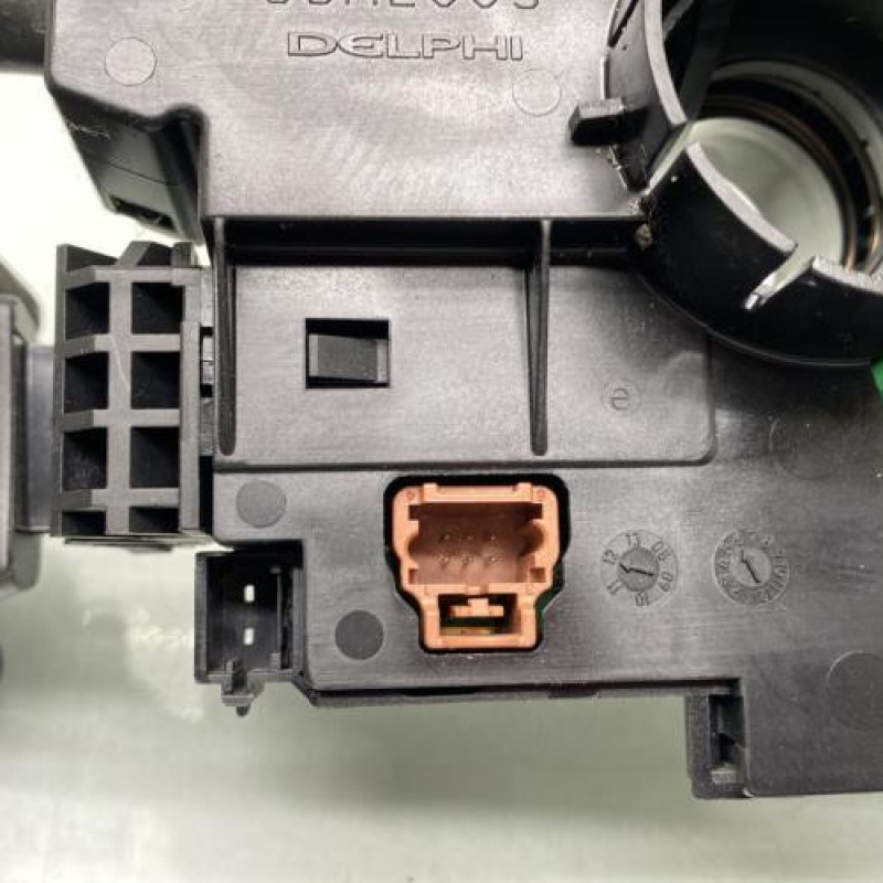 Com (Bloc Contacteur Tournant+Commodo Essuie Glace+Commodo Phare) PEUGEOT 308 1 Photo n°9