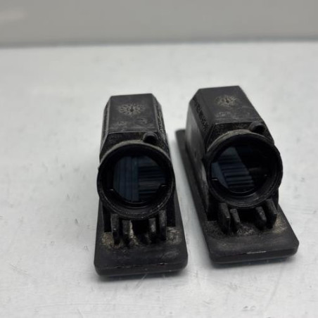 Eclairage de plaque NISSAN QASHQAI 1