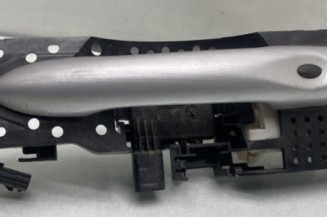 Poignee porte avant gauche RENAULT MEGANE 3 Photo n°1