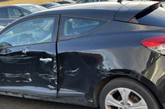 Poignee porte avant gauche RENAULT MEGANE 3