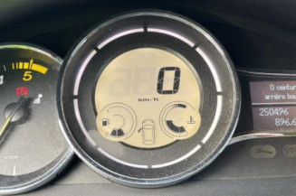 Poignee porte avant gauche RENAULT MEGANE 3