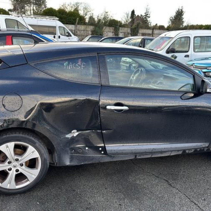 Boitier air bag RENAULT MEGANE 3 Photo n°10