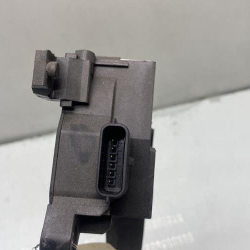 Pedale d'accelerateur RENAULT MEGANE 3 Photo n°2