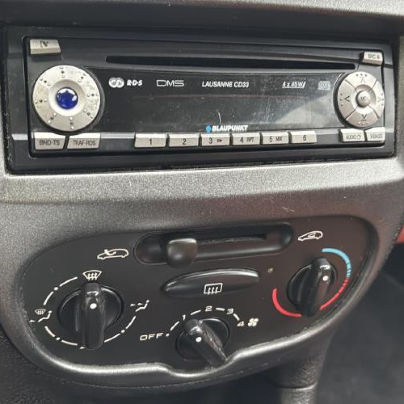 Ceinture arriere droit PEUGEOT 206 Photo n°19