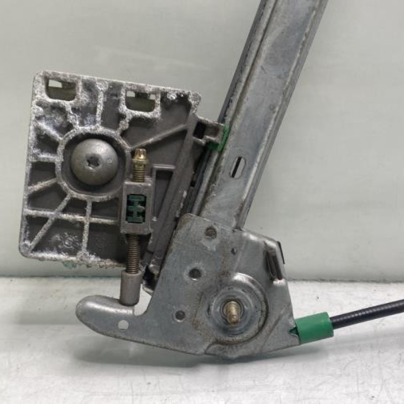 Leve vitre electrique avant droit PEUGEOT 206 Photo n°4