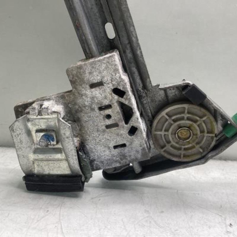 Leve vitre electrique avant droit PEUGEOT 206 Photo n°6