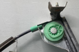 Leve vitre electrique avant droit PEUGEOT 206