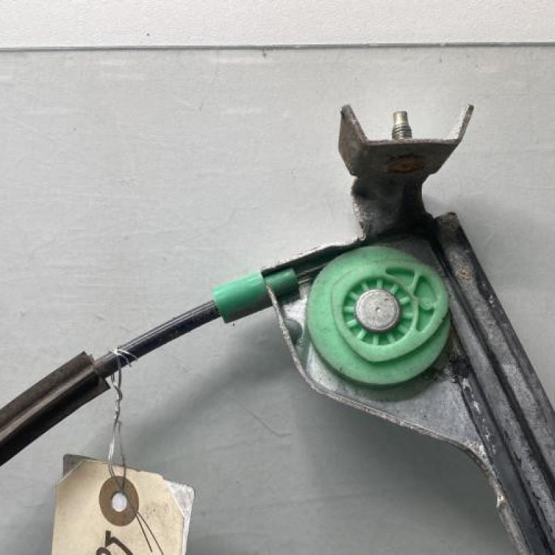 Leve vitre electrique avant droit PEUGEOT 206 Photo n°8