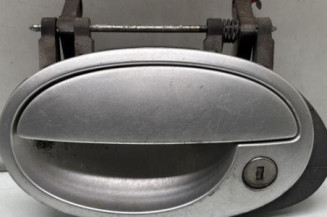 Poignee porte avant gauche OPEL MERIVA A Photo n°1