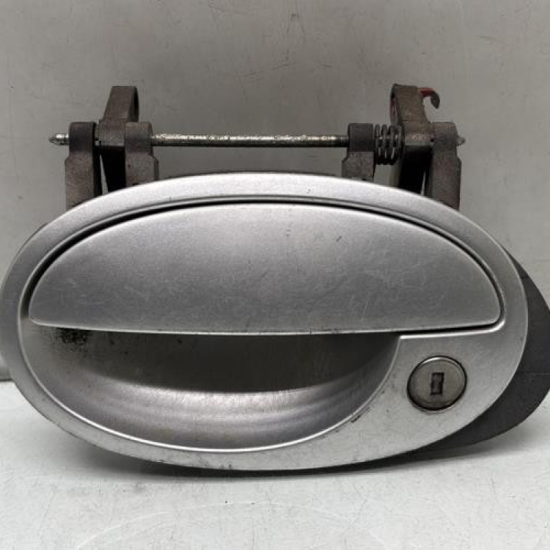 Poignee porte avant gauche OPEL MERIVA A Photo n°1