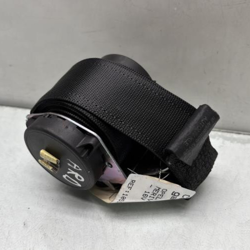 Ceinture arriere gauche OPEL MERIVA A Photo n°1