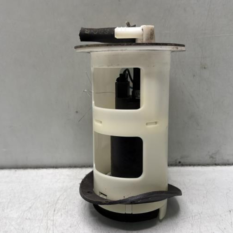 Pompe à carburant PEUGEOT 205 Photo n°1