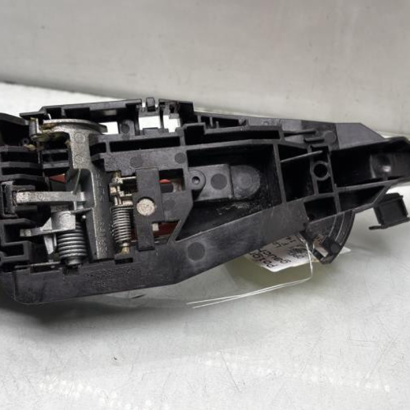 Poignee porte arriere gauche OPEL CORSA F Photo n°3