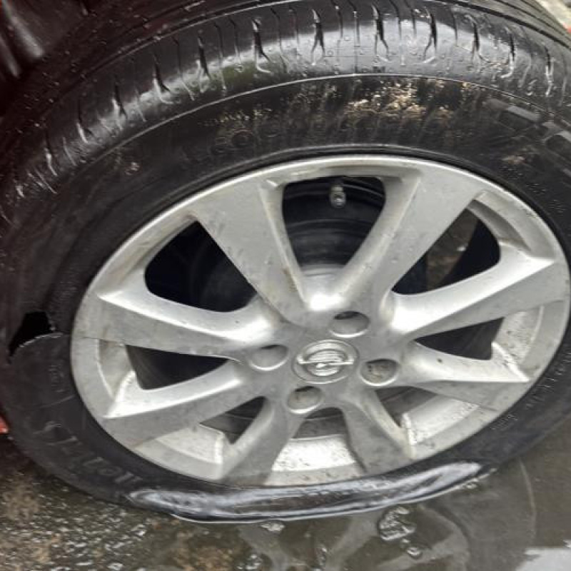 Poignee porte avant gauche OPEL CORSA F Photo n°17