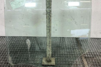 Vitre arriere gauche OPEL CORSA F Photo n°1