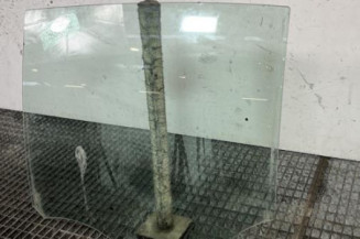 Vitre arriere gauche OPEL CORSA F