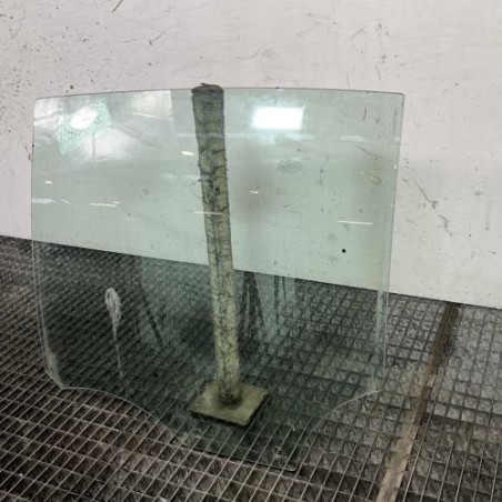 Vitre arriere gauche OPEL CORSA F