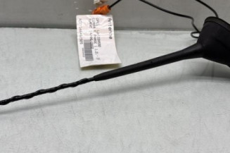 Antenne OPEL CORSA F Photo n°1