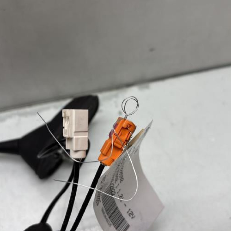 Antenne OPEL CORSA F Photo n°4