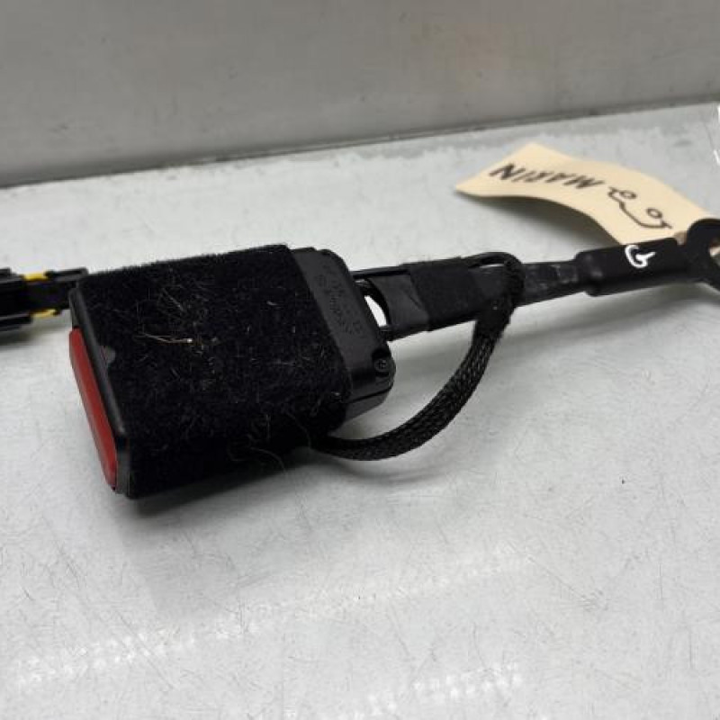 Attache ceinture avant gauche OPEL CORSA F Photo n°2